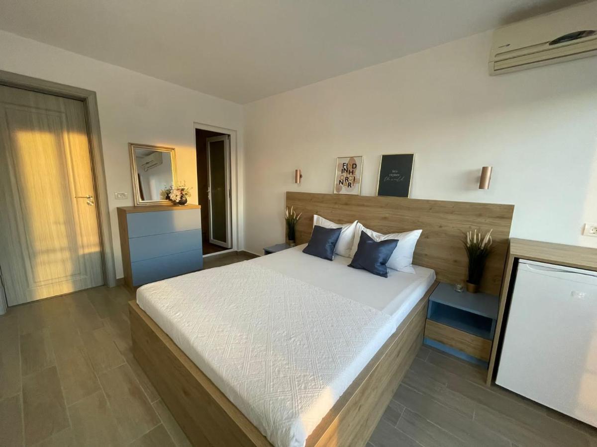 Vila Sibel Costinesti Bagian luar foto