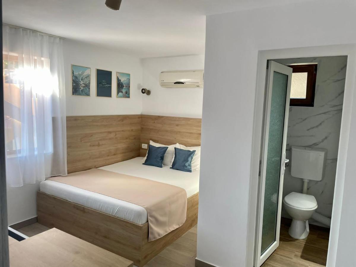 Vila Sibel Costinesti Bagian luar foto